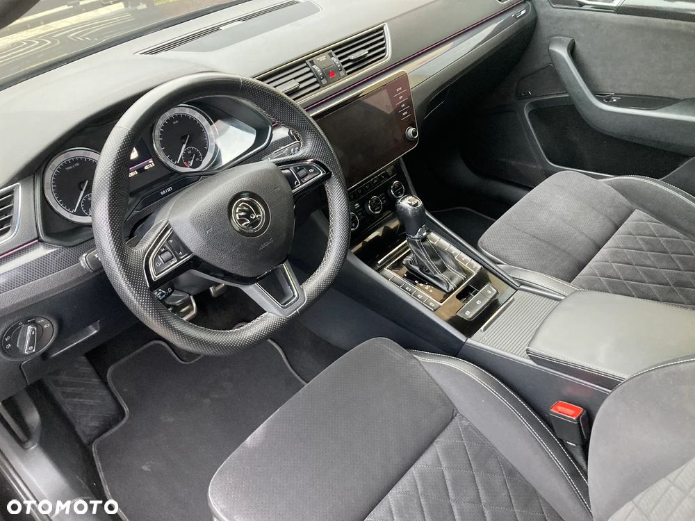 Skoda Superb 2.0 TSI 4x4 Sportline DSG - 9