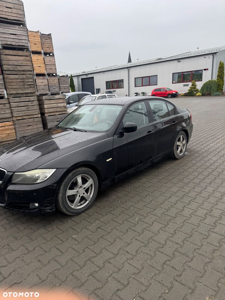BMW Seria 3 318d - 2