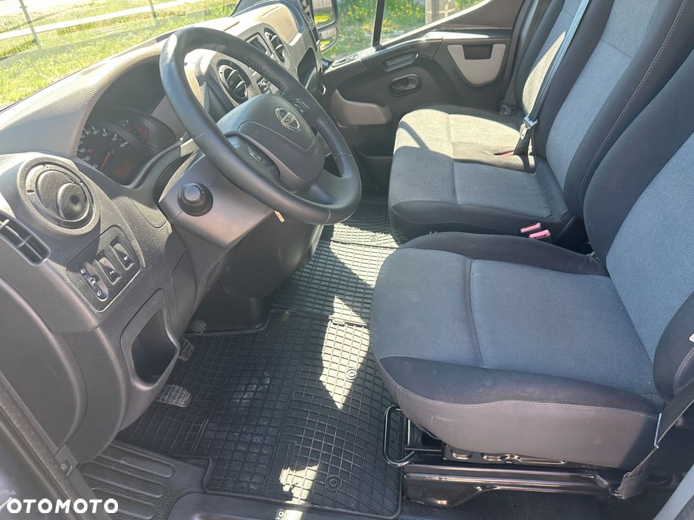 Renault Master - 22
