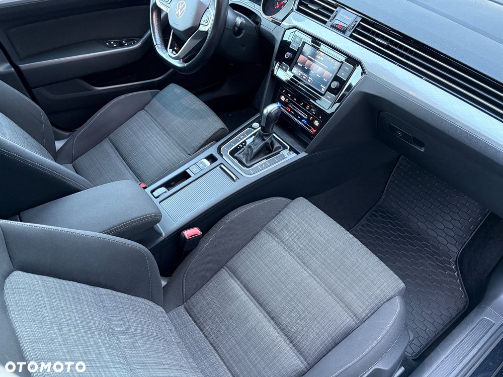 Volkswagen Passat 2.0 TDI EVO Business DSG - 10