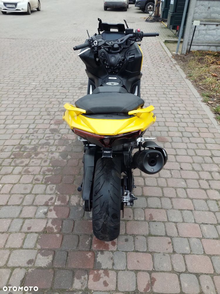 Yamaha Tmax - 4