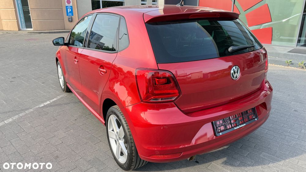 Volkswagen Polo 1.4 TDI Blue Motion Technology Lounge - 3