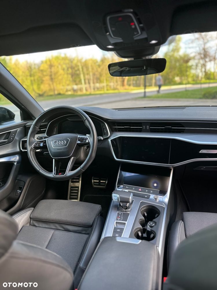 Audi A6 Avant 40 TDI quattro S tronic S line - 29