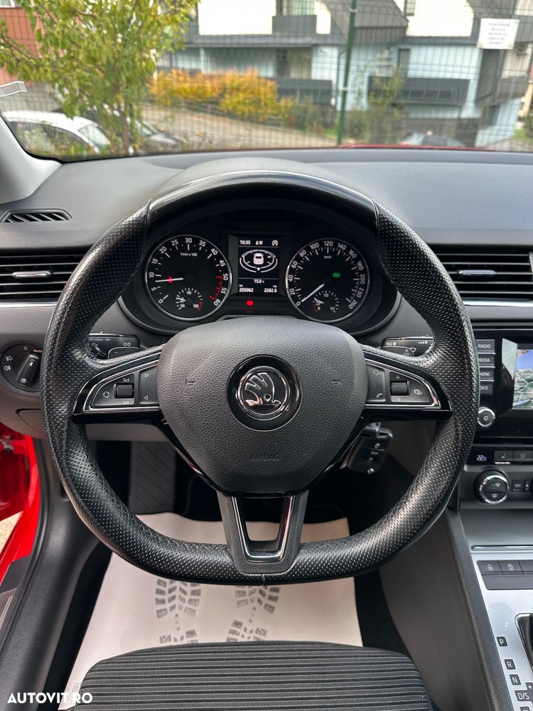 Skoda Octavia 2.0 TDI Green tec DSG Elegance - 26