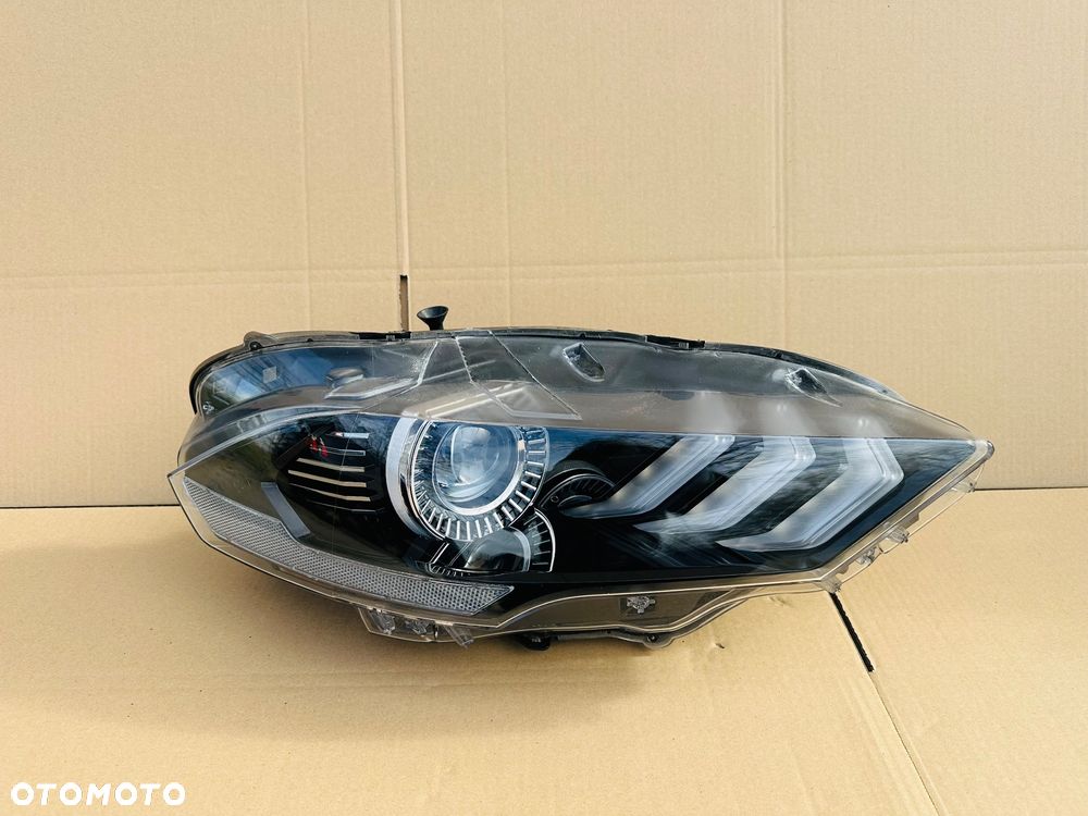 LAMPA PRAWA FORD MUSTANG VI 6 LIFT FULL LED EUROPA - 1