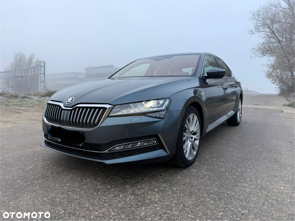 Skoda Superb 2.0 TDI SCR L&K DSG - 2