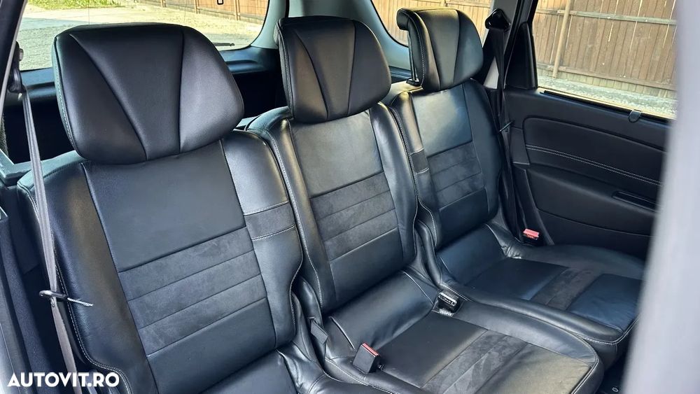 Renault Grand Scenic ENERGY dCi 130 Start & Stop Bose Edition - 33