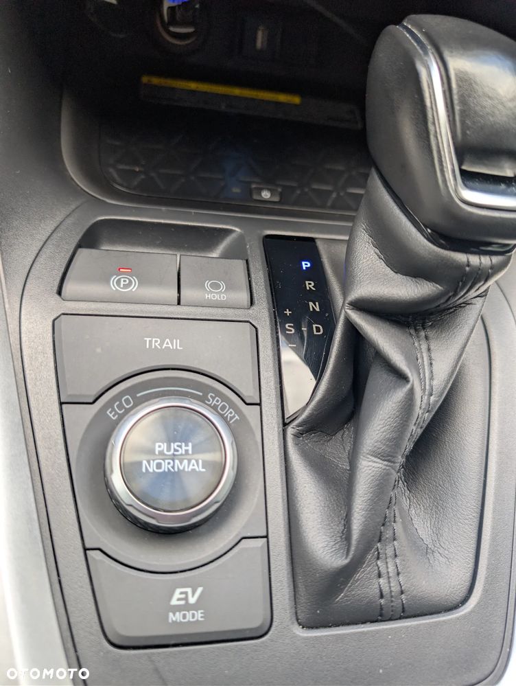 Toyota RAV4 - 21