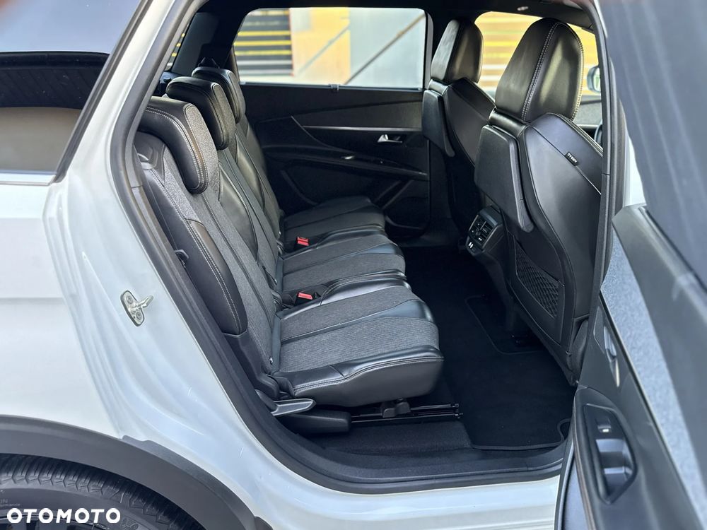 Peugeot 5008 - 36