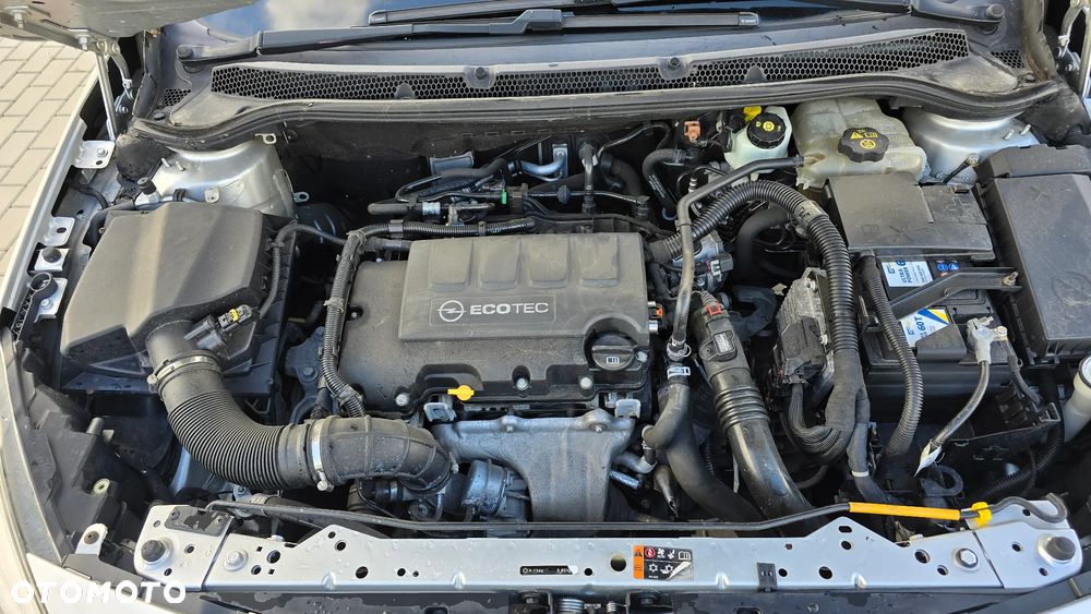 Opel Astra 1.4 Turbo Color Edition - 7