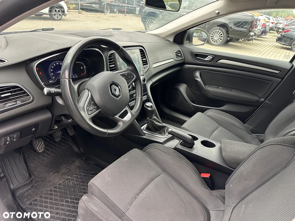 Renault Megane - 11