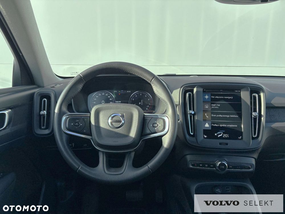 Volvo XC 40 - 24