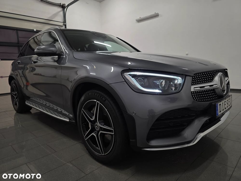 Mercedes-Benz GLC 220 d 4Matic 9G-TRONIC AMG Line Plus - 1