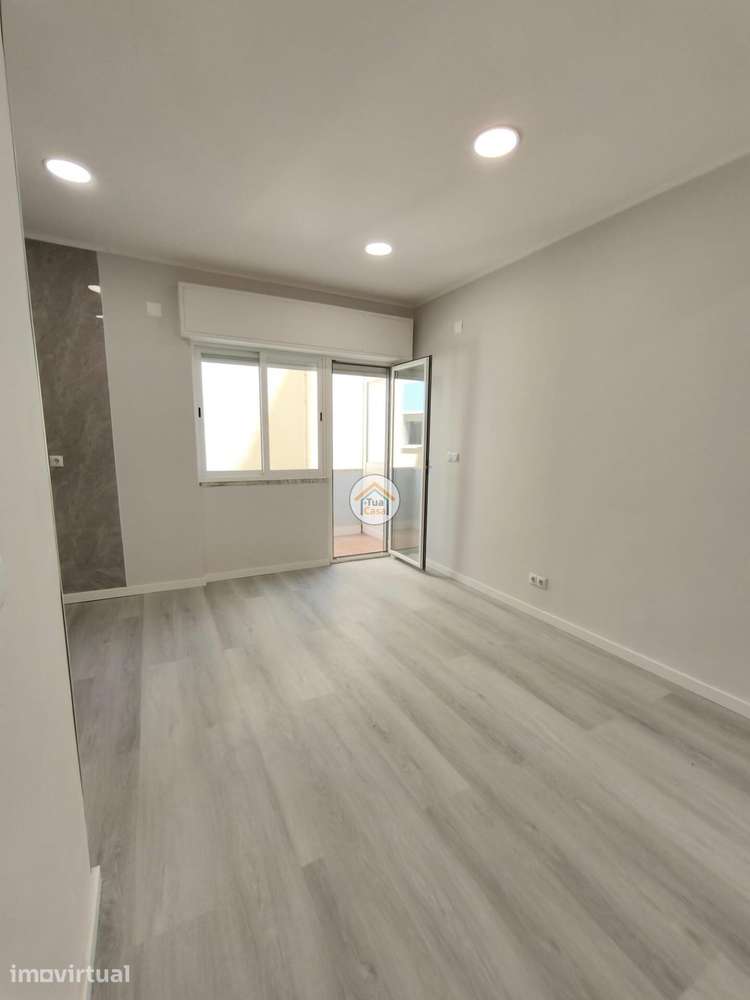 Apartamento T1 na Amadora - Grande imagem: 4/17