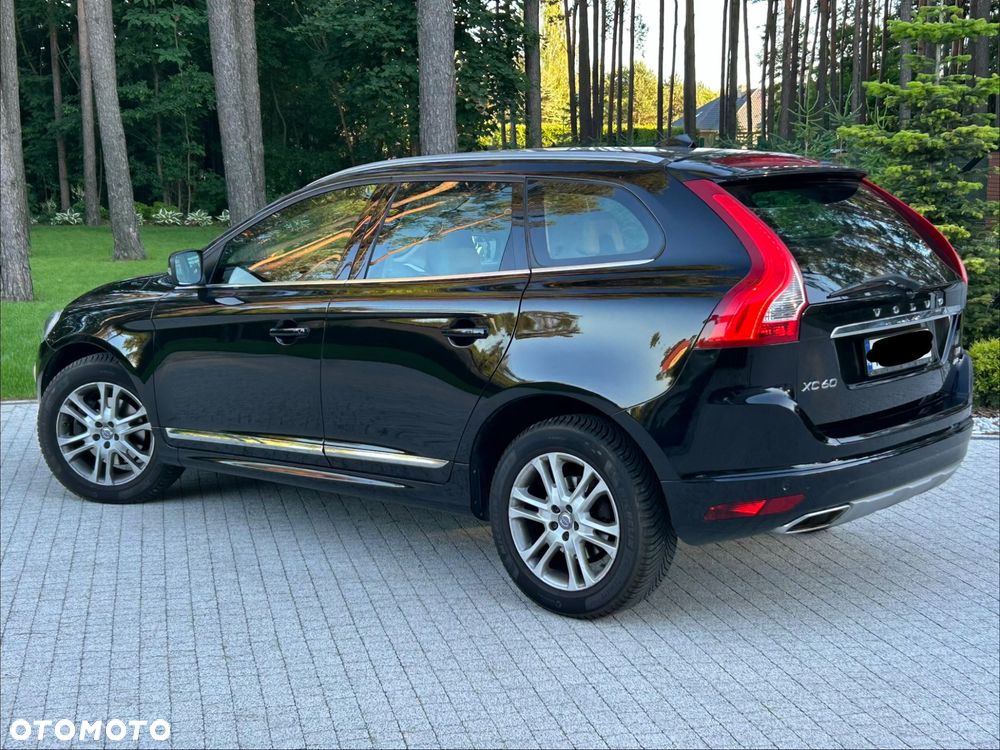 Volvo XC 60 D4 AWD Summum - 3