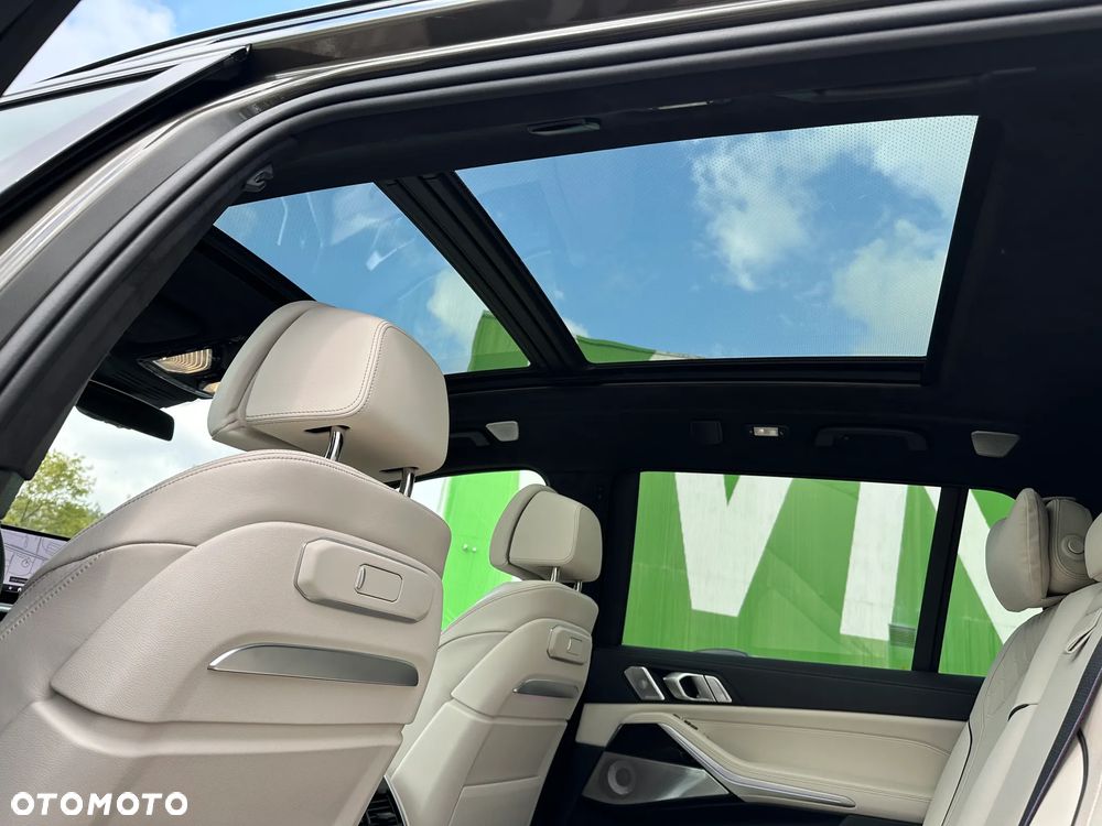 BMW X7 M60i xDrive mHEV sport - 26