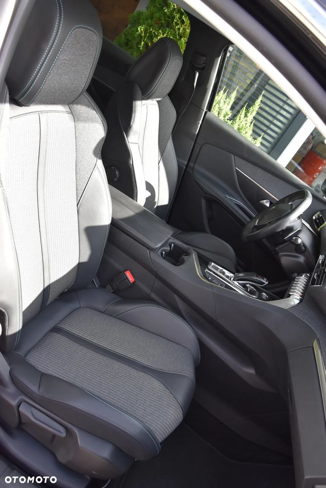 Peugeot 3008 BlueHDi 130 Stop & Start EAT8 Allure - 18