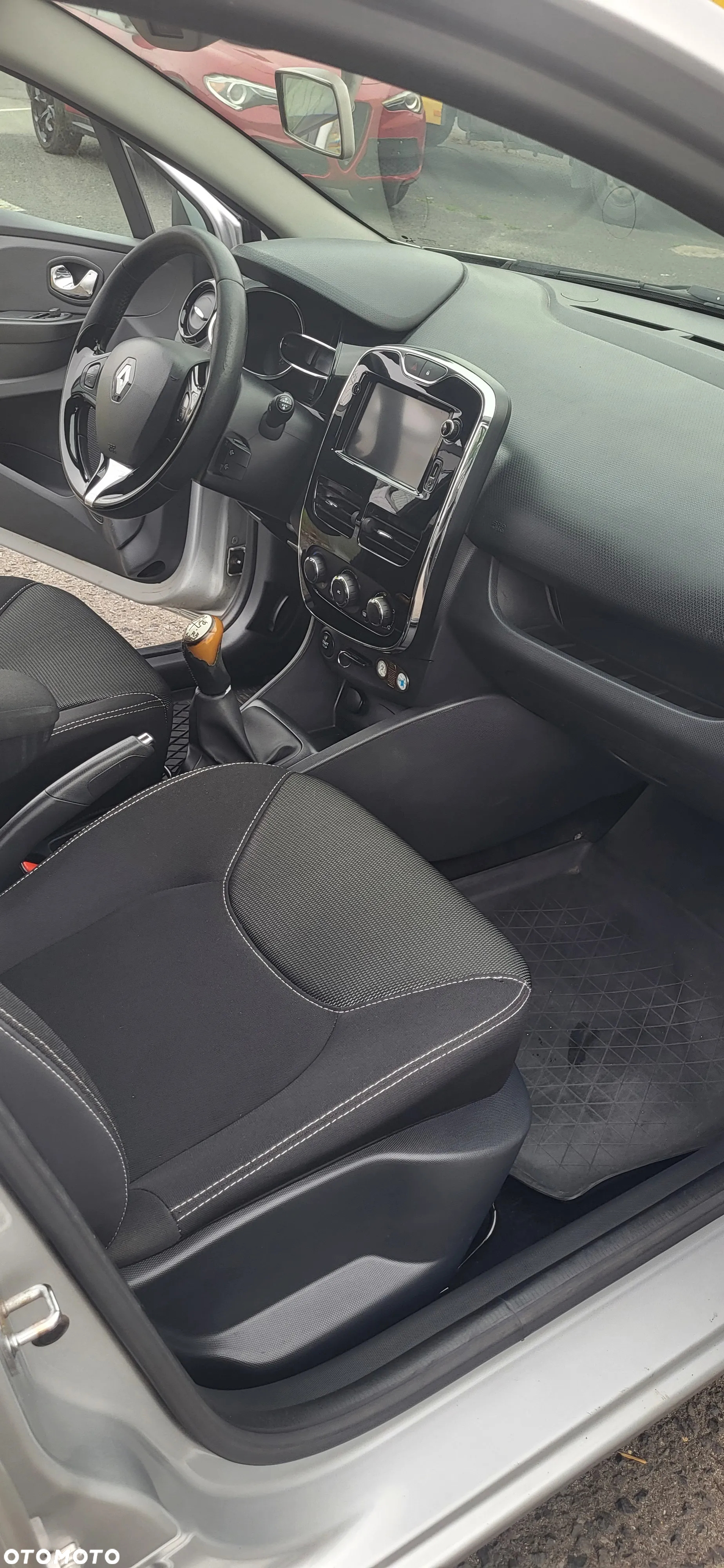 Renault Clio - 13