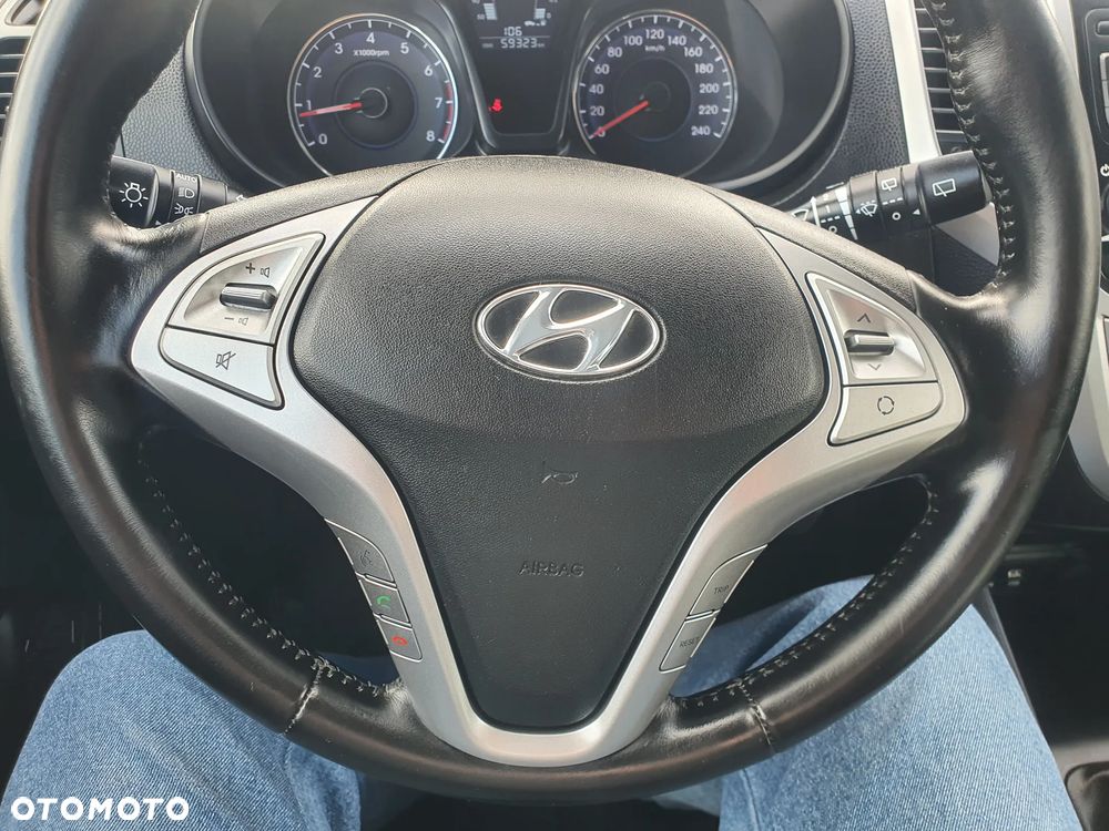 Hyundai ix20 1.6 blue Trend - 17
