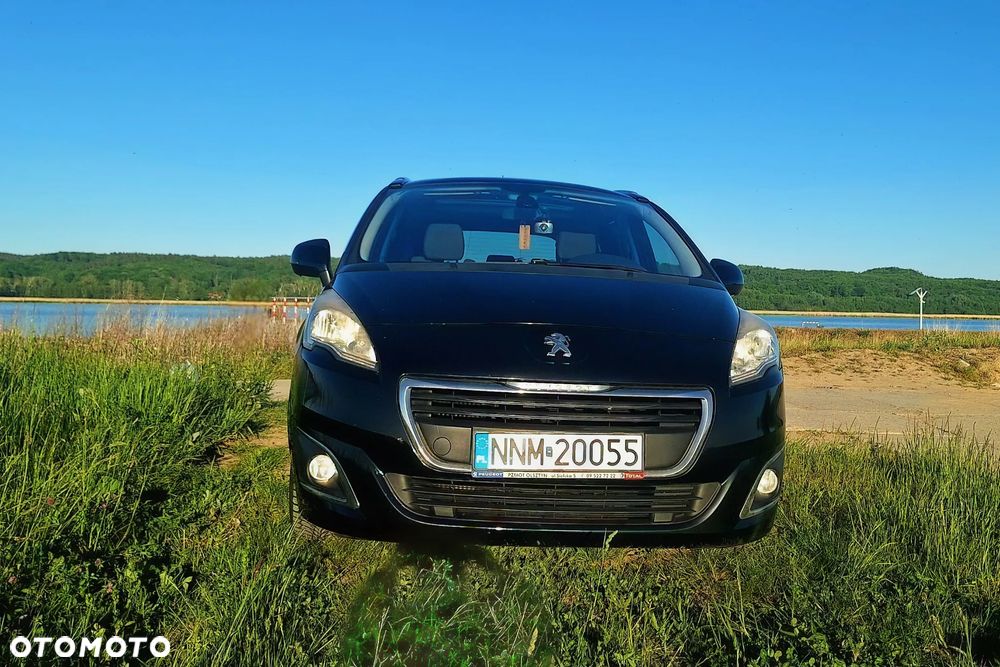 Peugeot 5008 - 3