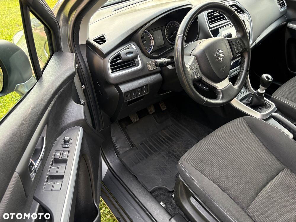 Suzuki SX4 - 9