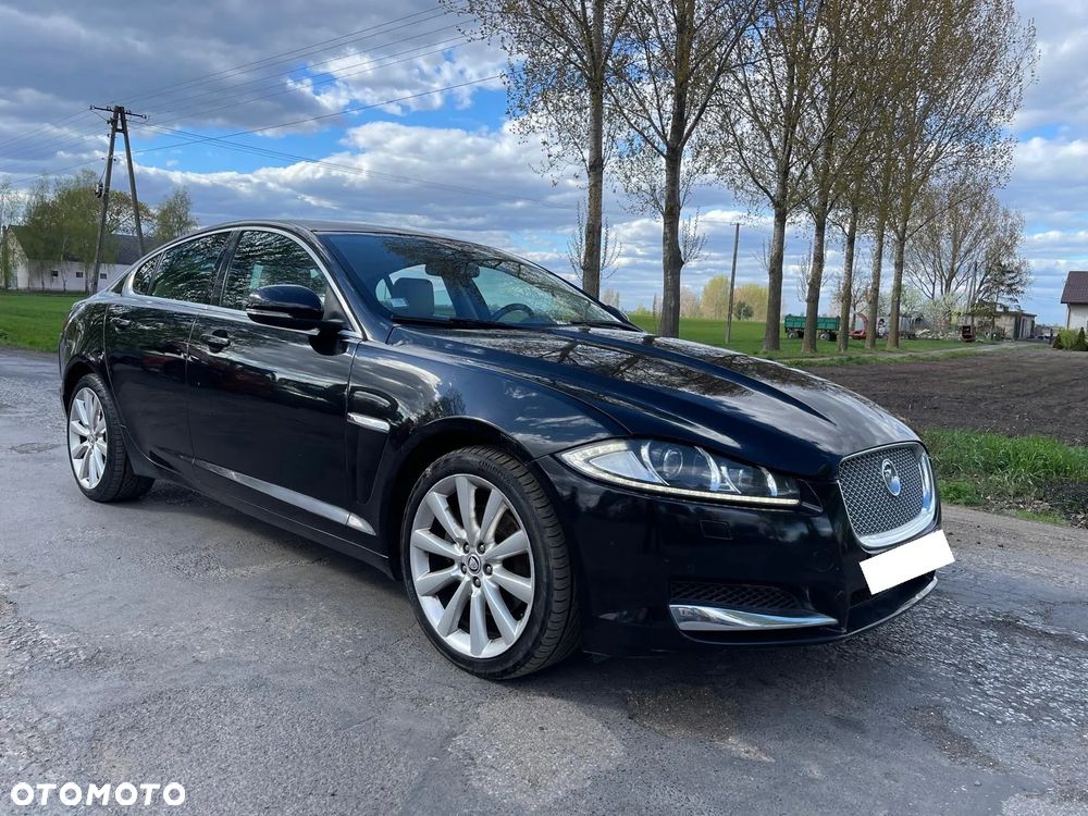 Jaguar XF - 5