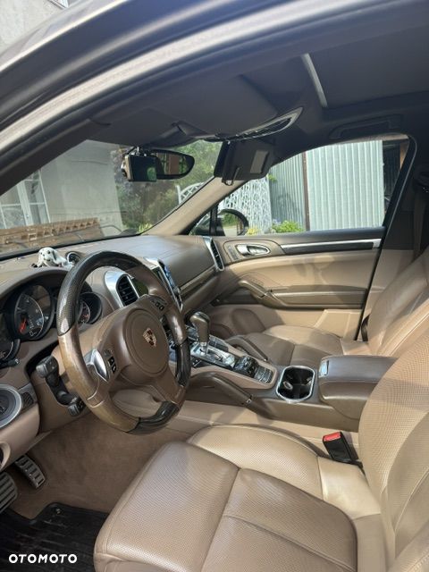 Porsche Cayenne S Diesel - 16