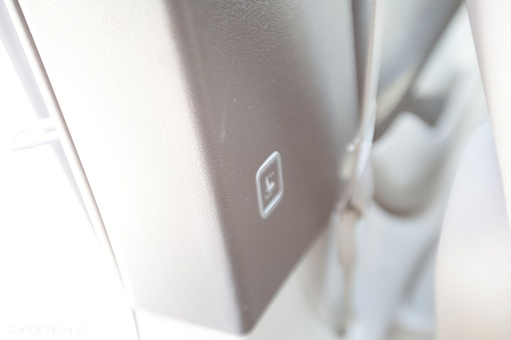 Chrysler Pacifica - 22