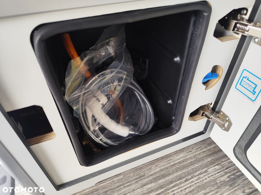 Ford Tourneo Custom 320 L2H1 VA Autm Titanium - 13