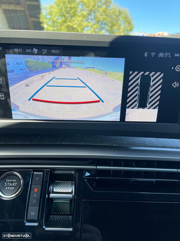 Peugeot 5008 Hybrid 145 e-DSC6 Allure - 23