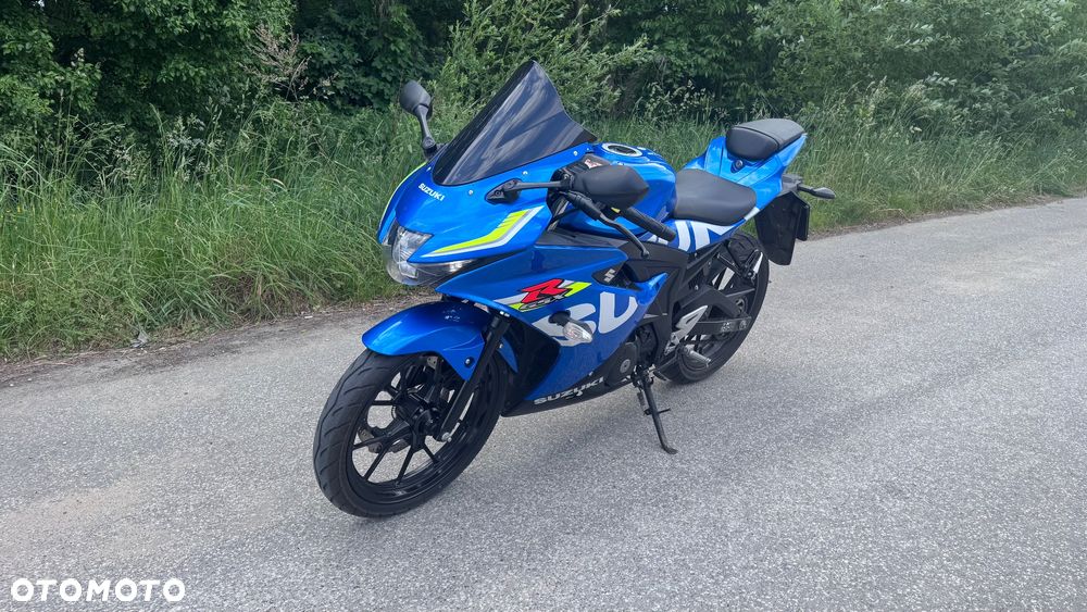 Suzuki GSX-R - 6