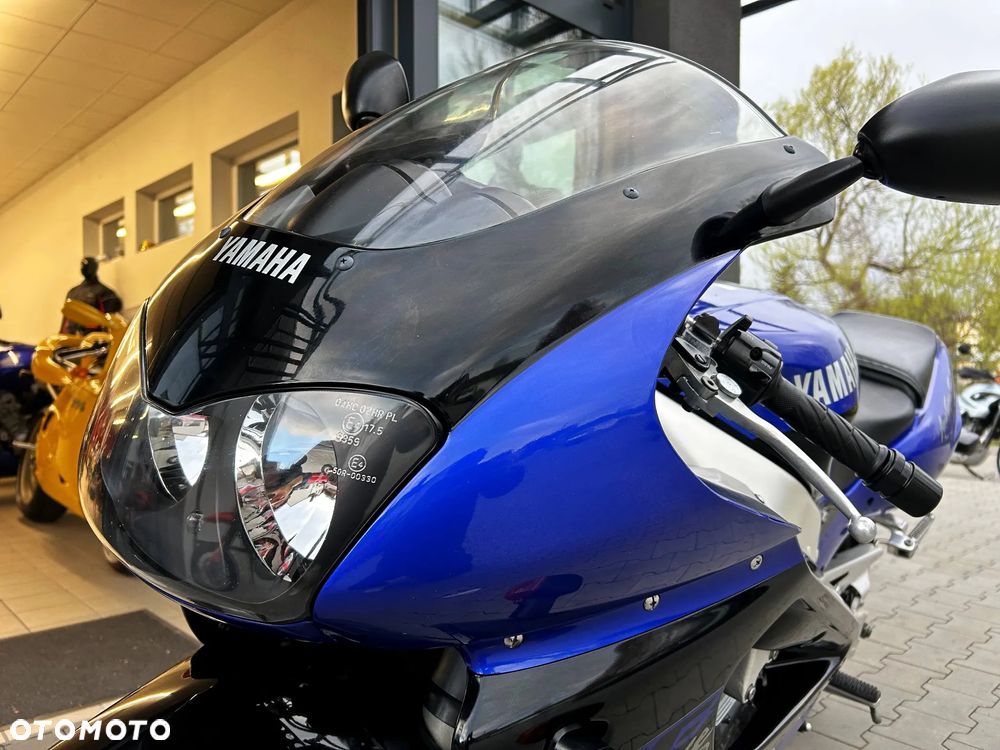 Yamaha Thunderace - 10