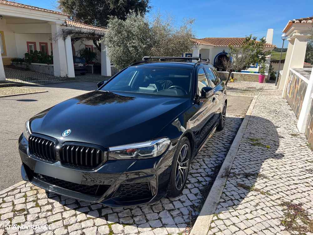 BMW 530 e Pack Desportivo M - 2