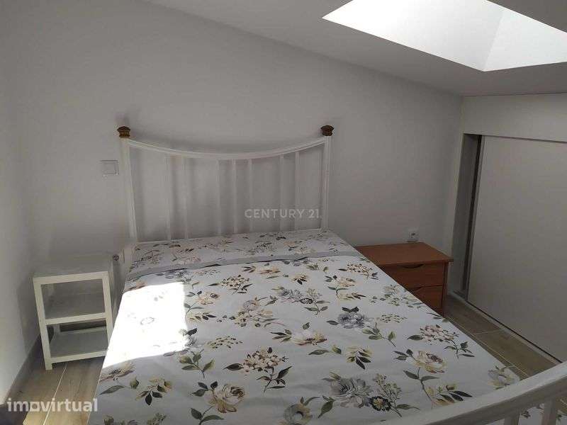 Apartamento T1 na av Sá Carneiro como novo - Grande imagem: 5/5