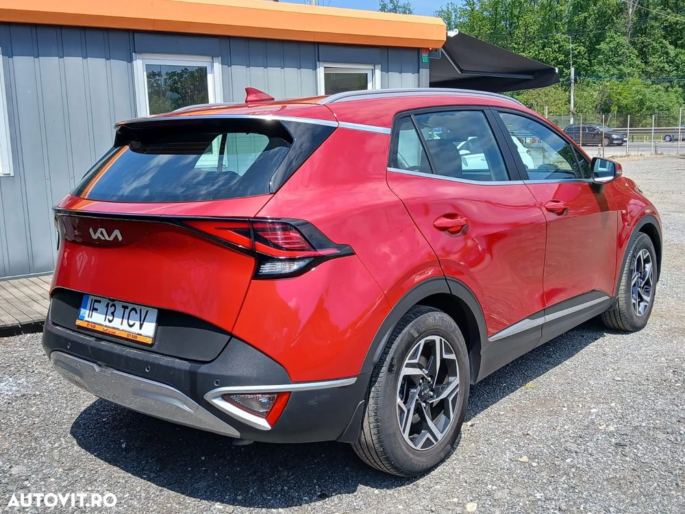 Kia Sportage 1.6 T-GDI HEV 6AT 4x2 Style - 4