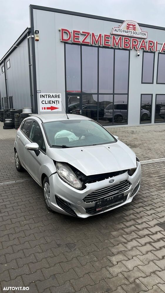 Dezmembram Ford Fiesta 1.6 diesel din 2013 - 1