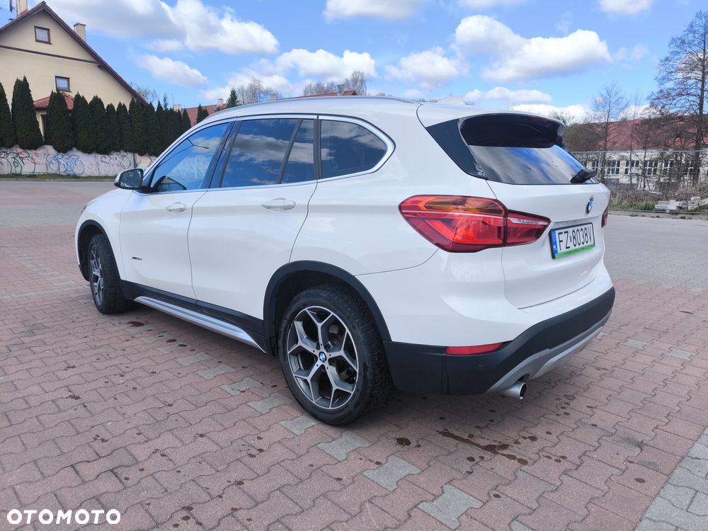 BMW X1 xDrive18d Advantage sport - 3