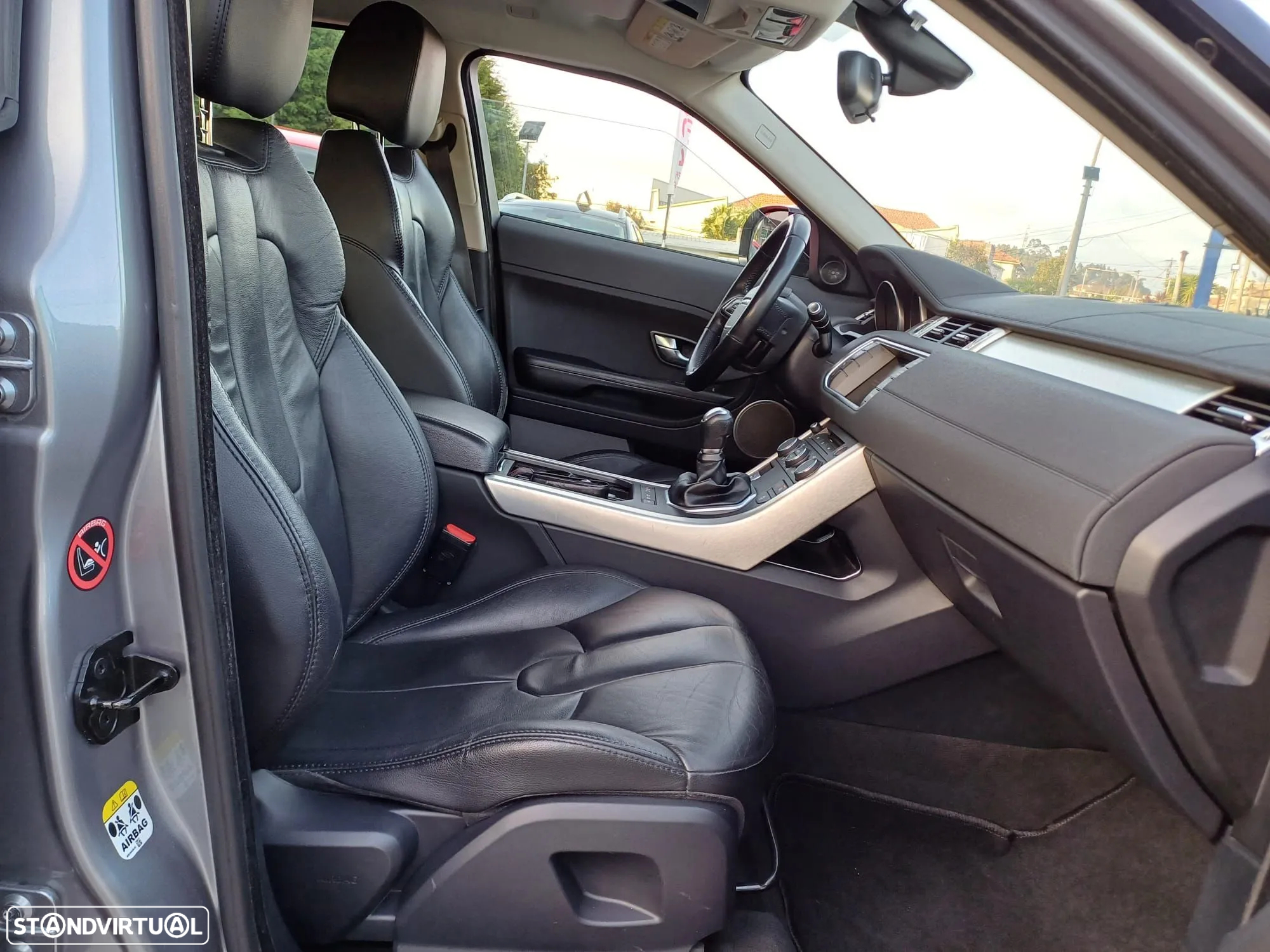 Land Rover Range Rover Evoque 2.2 SD4 Pure Tech - 17