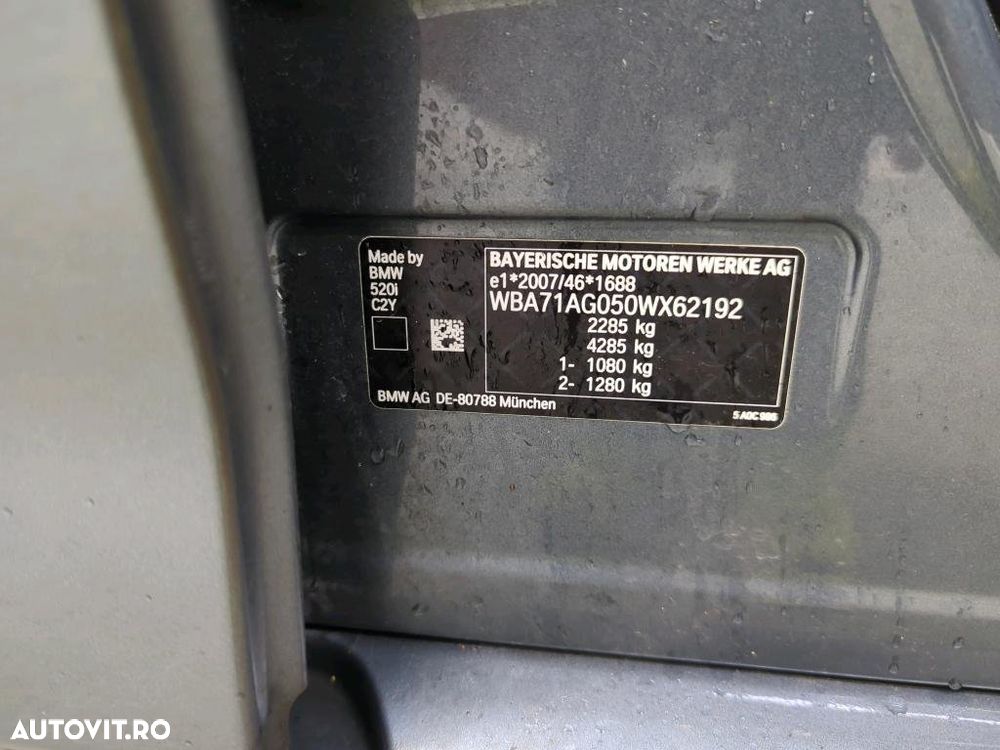 BMW Seria 5 520i Aut. - 10
