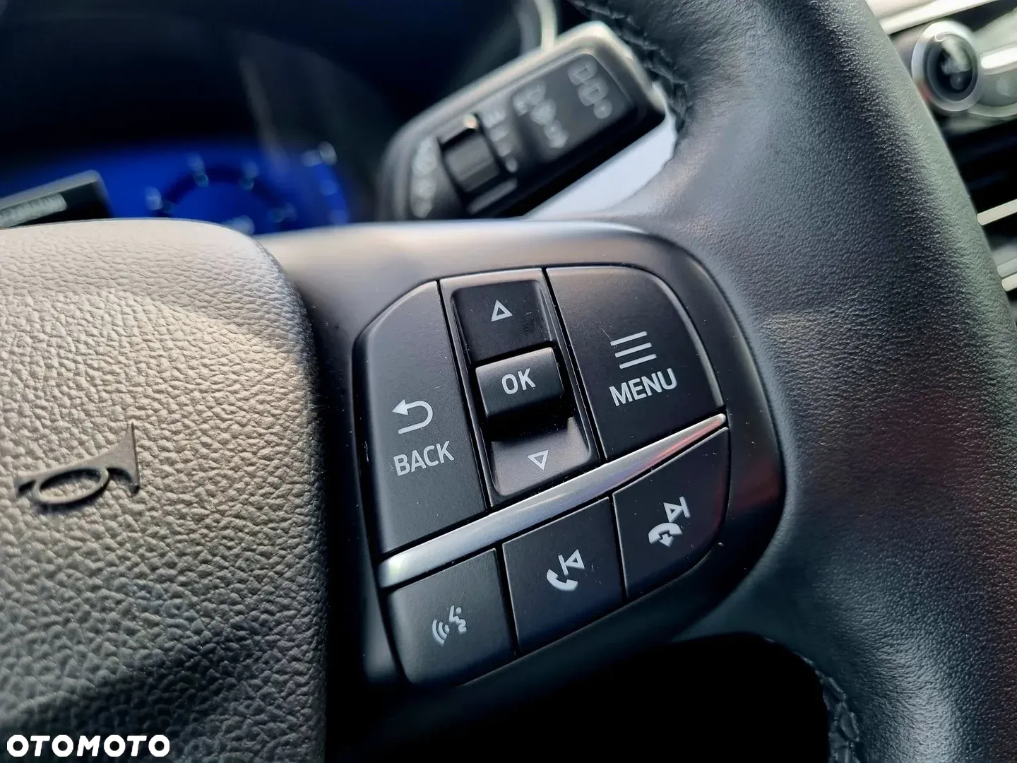 Ford Kuga 2.0 EcoBlue 4x4 TITANIUM - 23