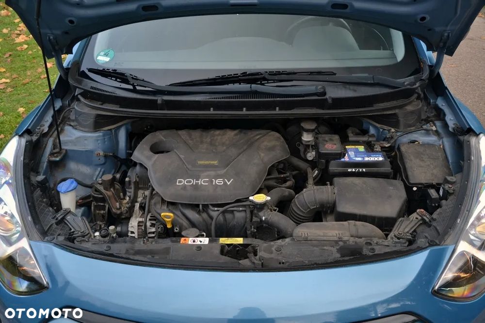 Hyundai i30 1.6 Comfort - 33