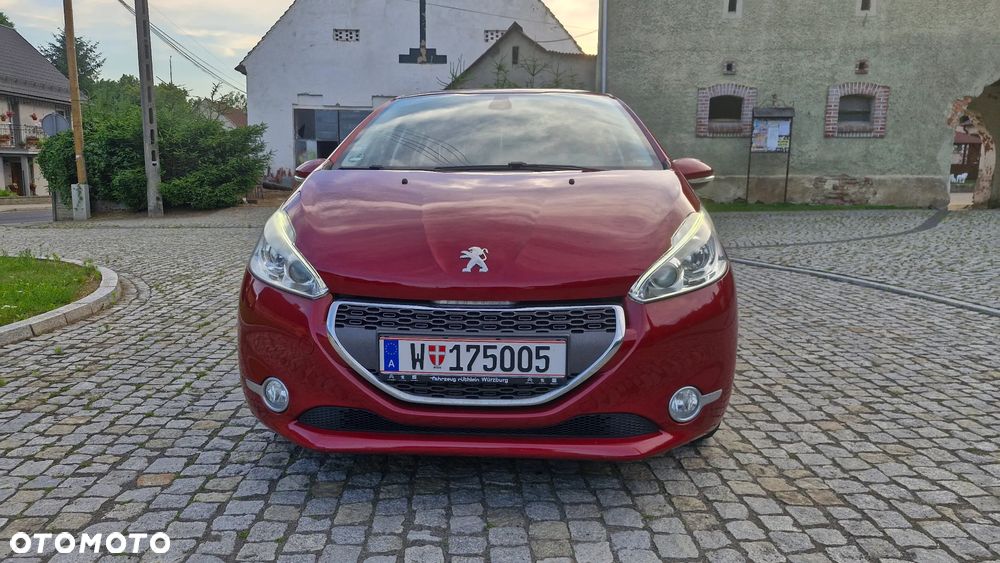 Peugeot 208 120 VTI Intuitive - 4