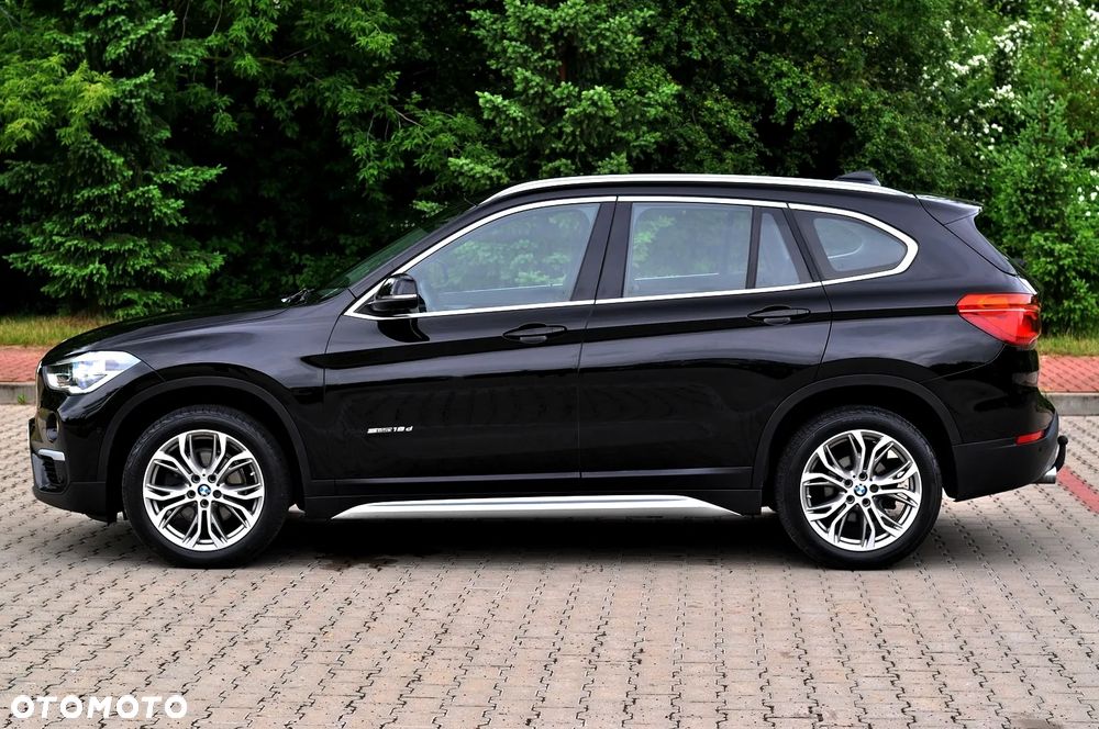 BMW X1 sDrive18d Sport Line - 7