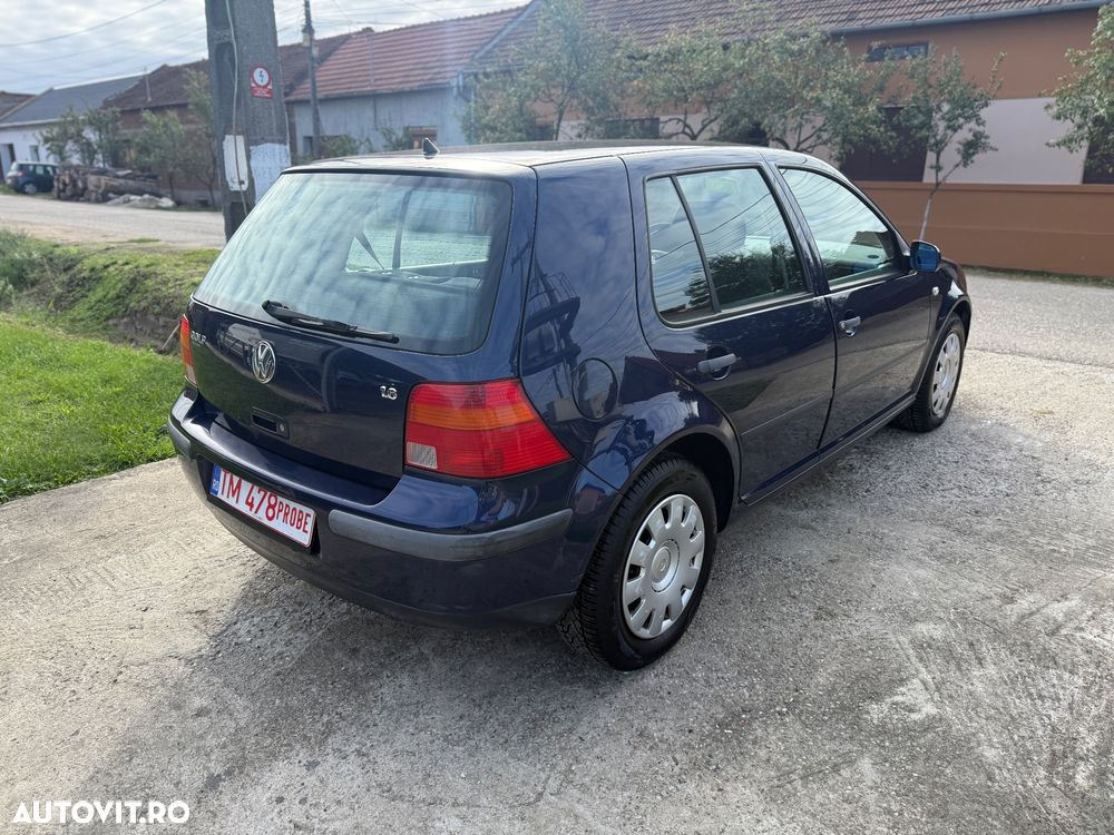 Volkswagen Golf 1.6 - 4