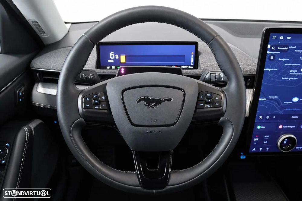 Ford Mustang Mach-E 75.7 kWh Base - 12