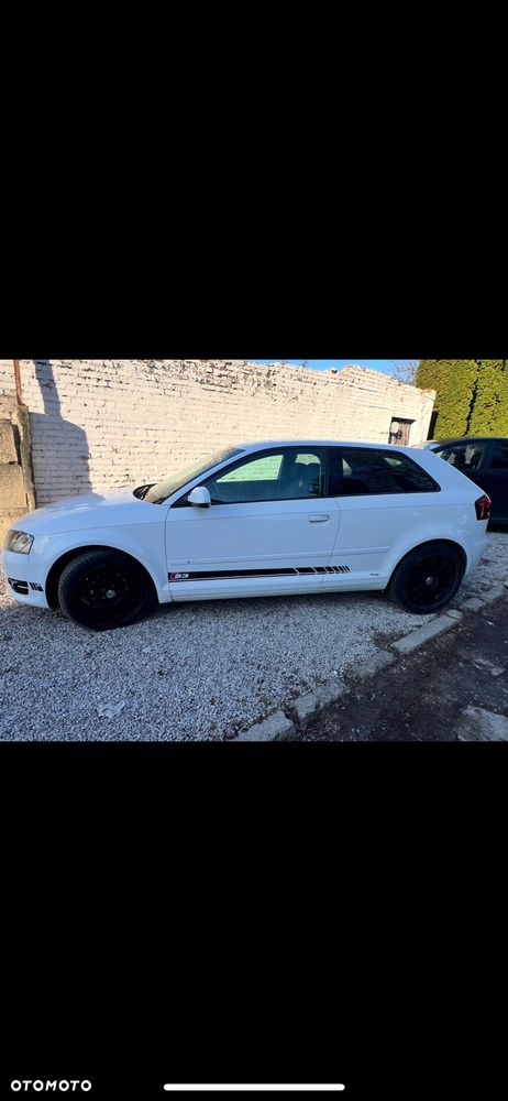 Audi A3 3-drzwiowe 1.6 Ambition - 1