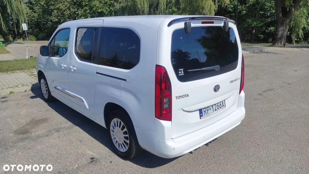 Toyota Proace City Verso Long 1.2 D-4T Business - 23