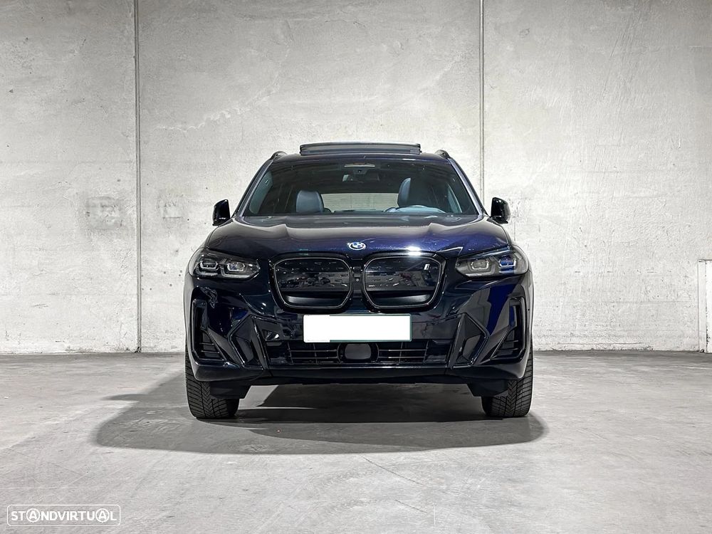 BMW iX3 M Sport Impressive - 4