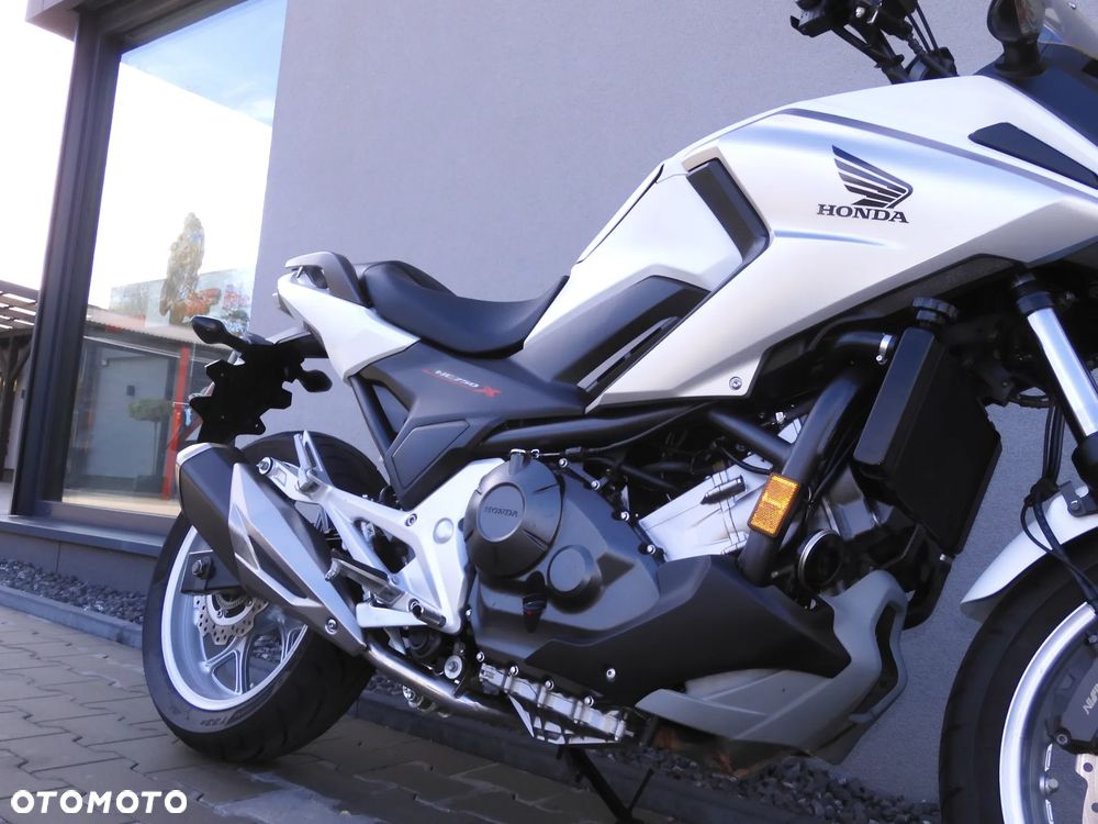 Honda NC - 18