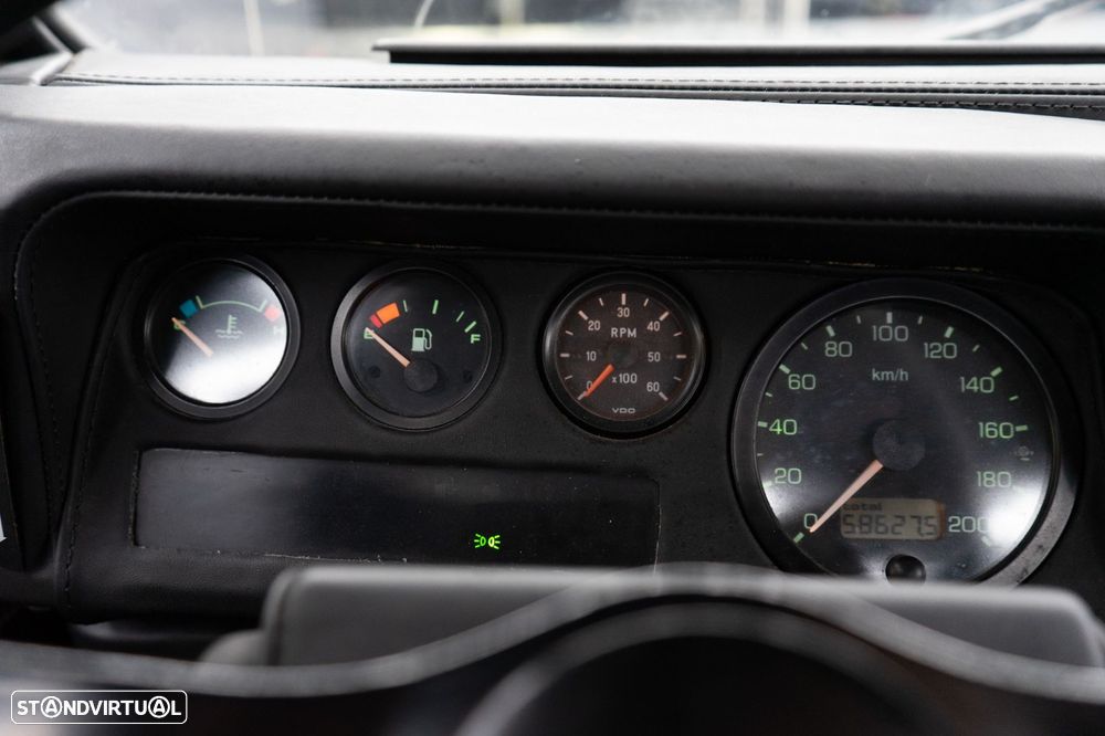 Land Rover Defender 90 2.5 TD5 Metal Top - 14